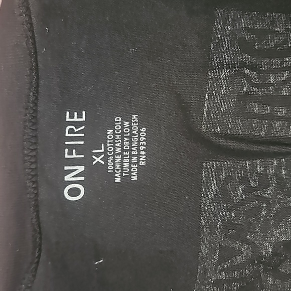 ON FIRE Women LA Front NY Back Grafic Print Tee Top T-shirts  Size XL - Picture 8 of 9